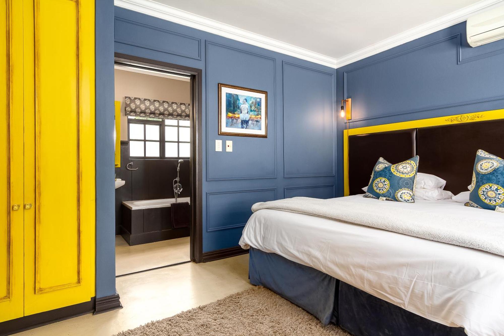 Noordhoek Village Hotel Екстер'єр фото